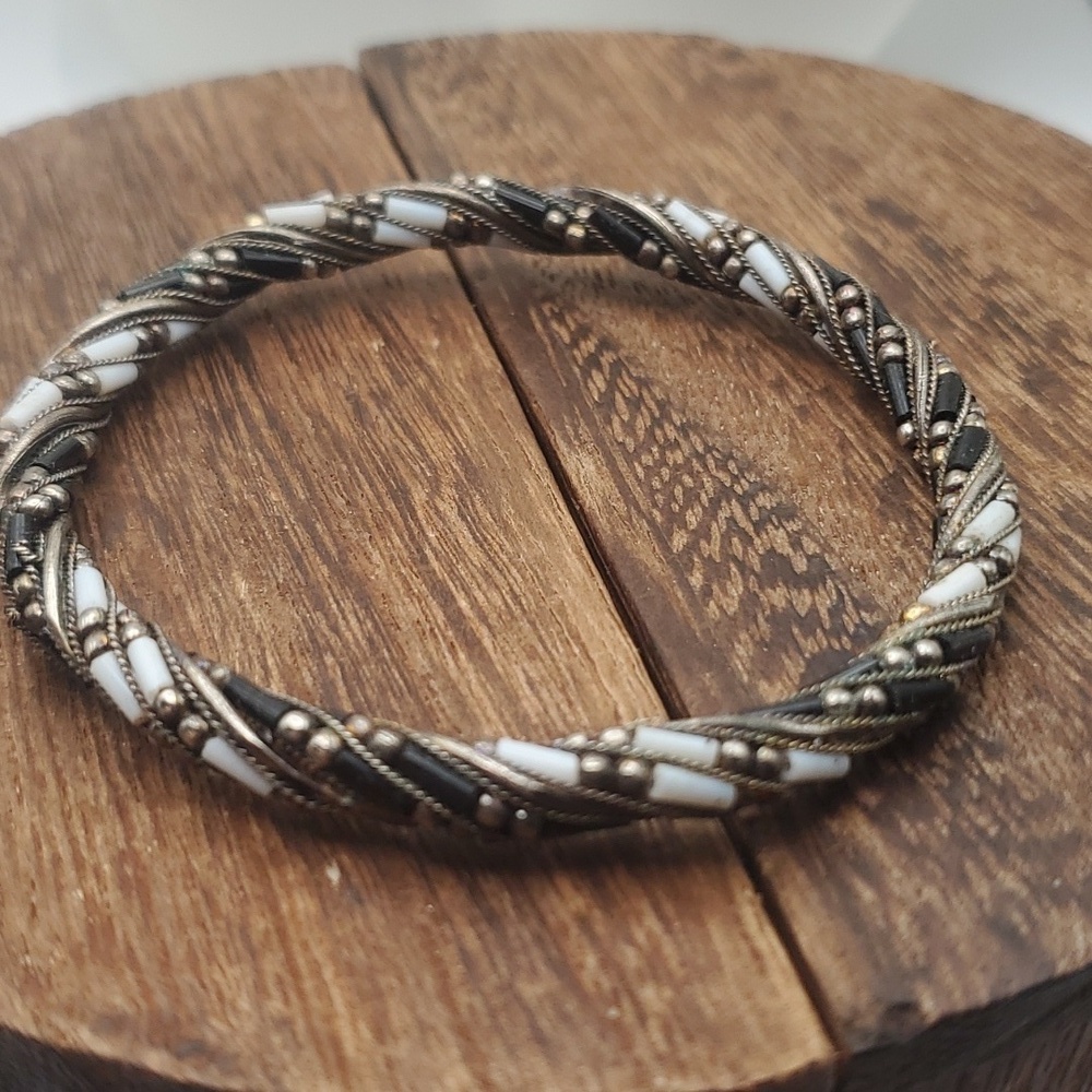 B2306 native‎ seed beaded wreath wrap bracelet